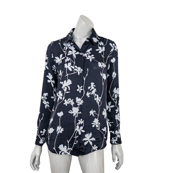 Equipment Femme Women's Essential Floral Shirt in Eclipse Multi Size Small - Picture 5 of 13